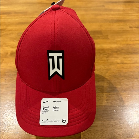 Nike Golf Tiger Woods Hat S/M Red Legacy 91 DH1344 687 Dri Fit Mesh NEW With Tag - Picture 1 of 8
